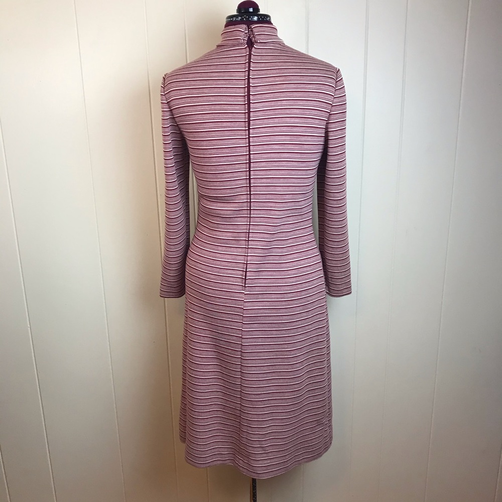 Vintage 60s/70s Maroon White Go Go Sheath Dress - Picture 2 of 8